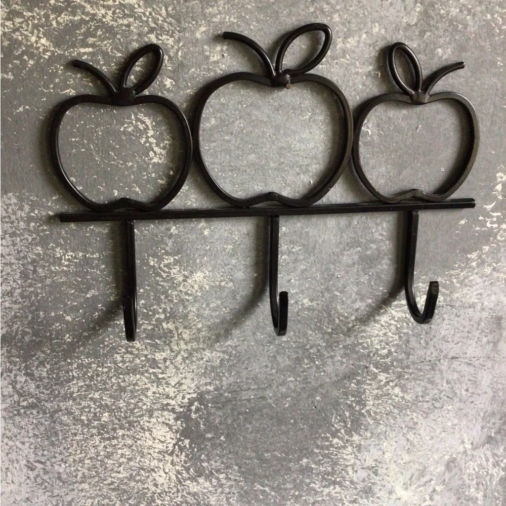 Black Apple Wall Hook Rack